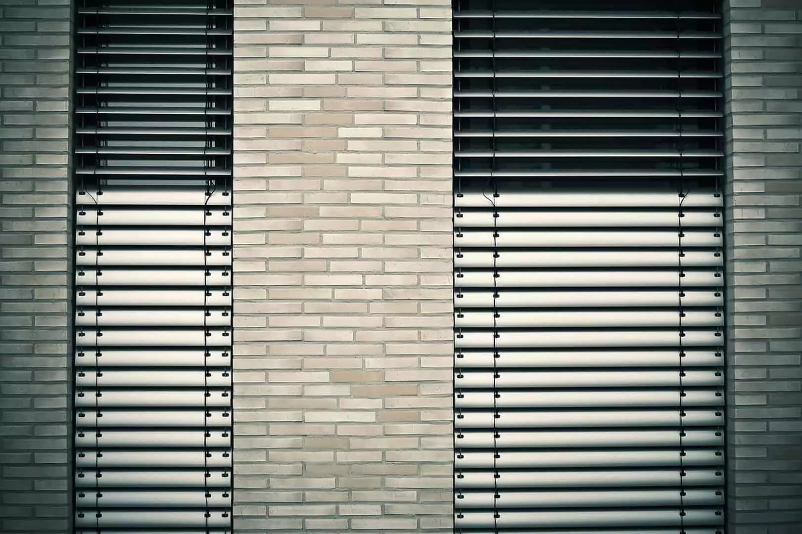 Jalousien­reinigung Freiburg