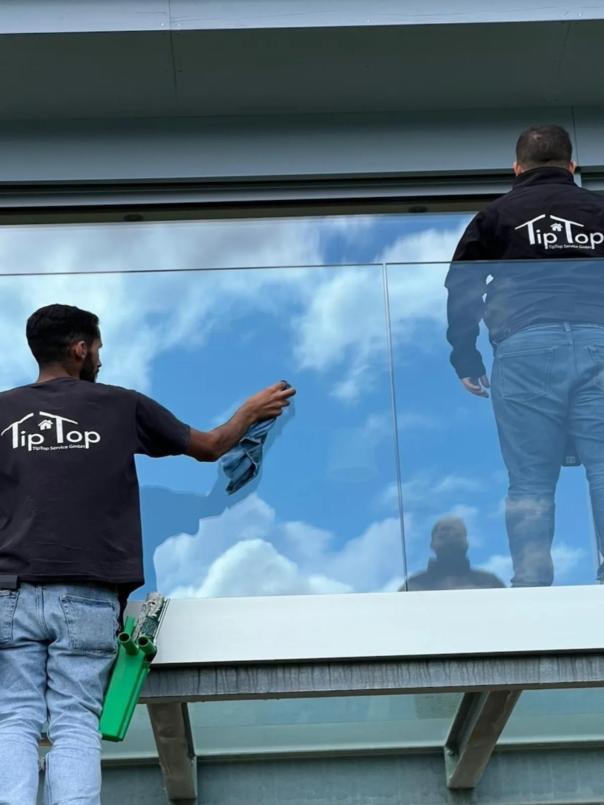 Außenbereich - Glasfassadenreinigung Freiburg