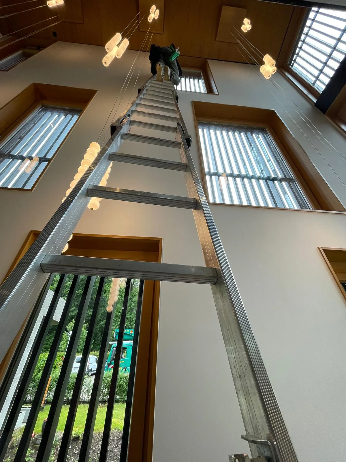 Fensterreinigung - professionell Fenster putzen Berlin